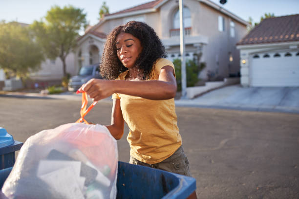 Best Junk Hauling Services  in Lemont, IL